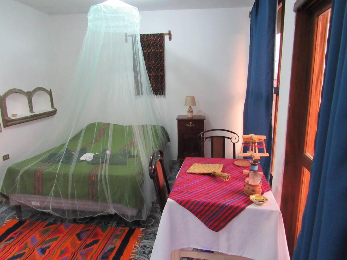 סנטה קרוז לה לגונה Posada Del Viajero - Mayan Travelers Inn מראה חיצוני תמונה